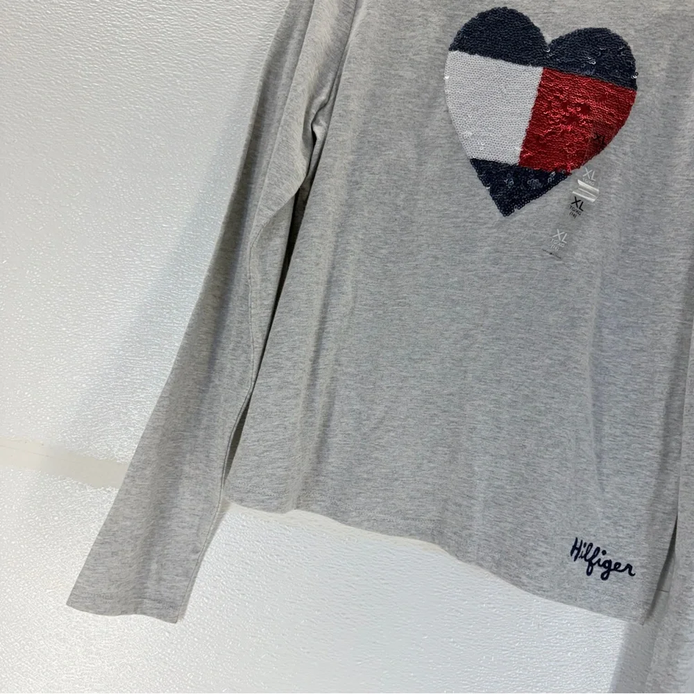 Tommy‎ Hilfiger Girls XL Gray Sequin Heart Long Sleeve Tee Cotton